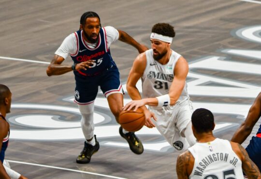 Derrick Jones Jr, LA Clippers, Dallas Mavericks, NBa