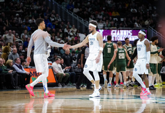 Klay Thompson, Dalas Mavericks, Milwaukee Bucks, NBA