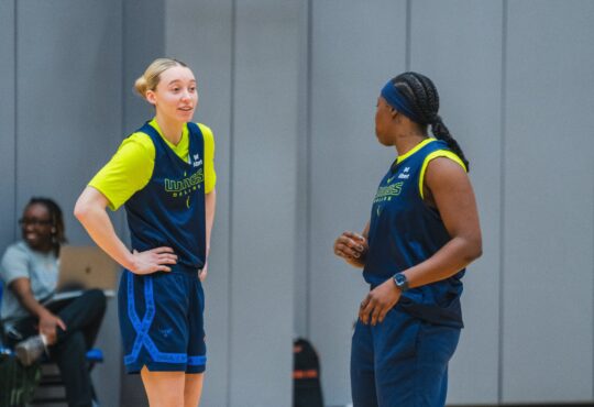 Paige Bueckers, Arike Ogunbowale, Dallas Wings, WNBA