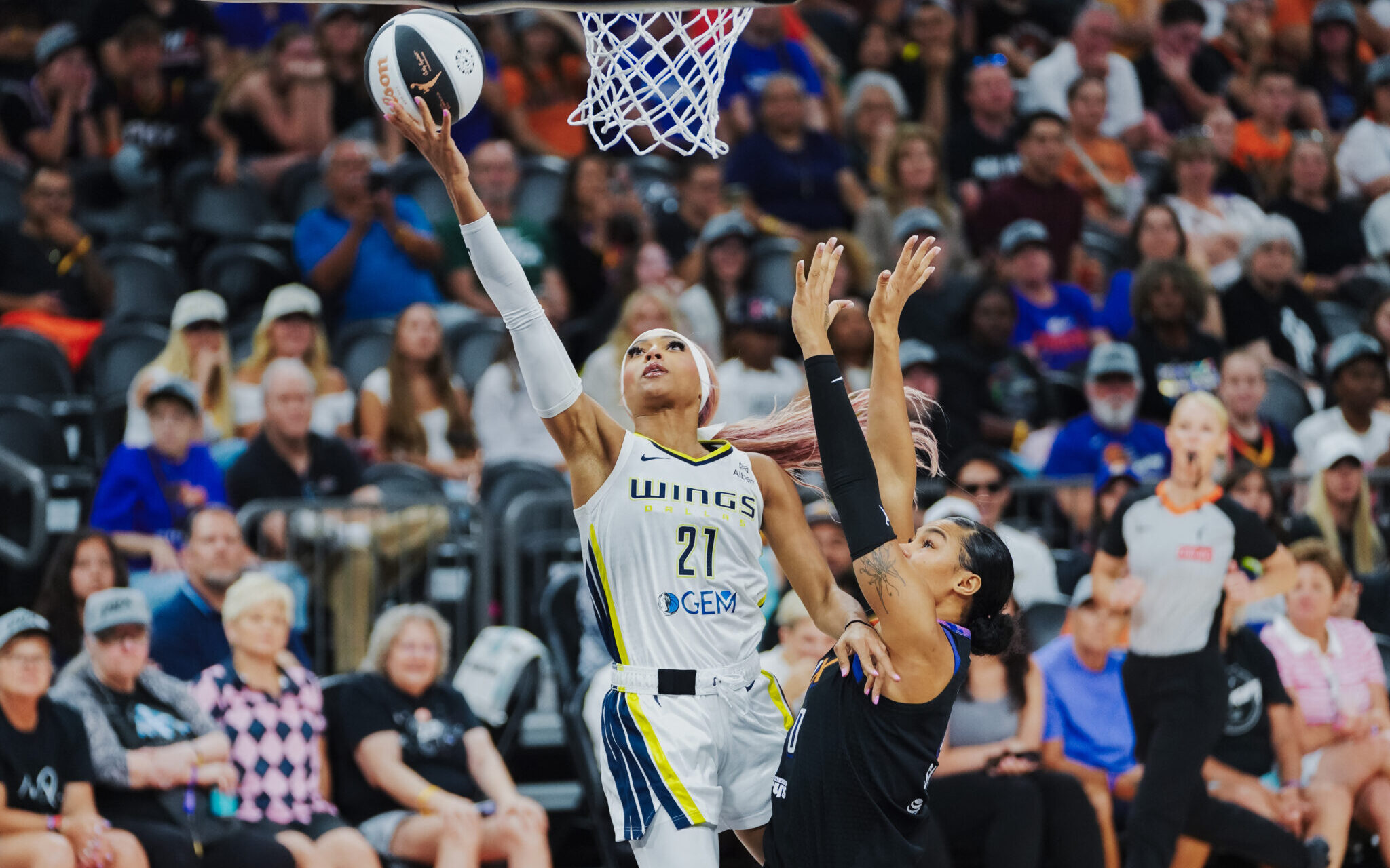 DiJonai Carrington, Dallas Wings, WNBA