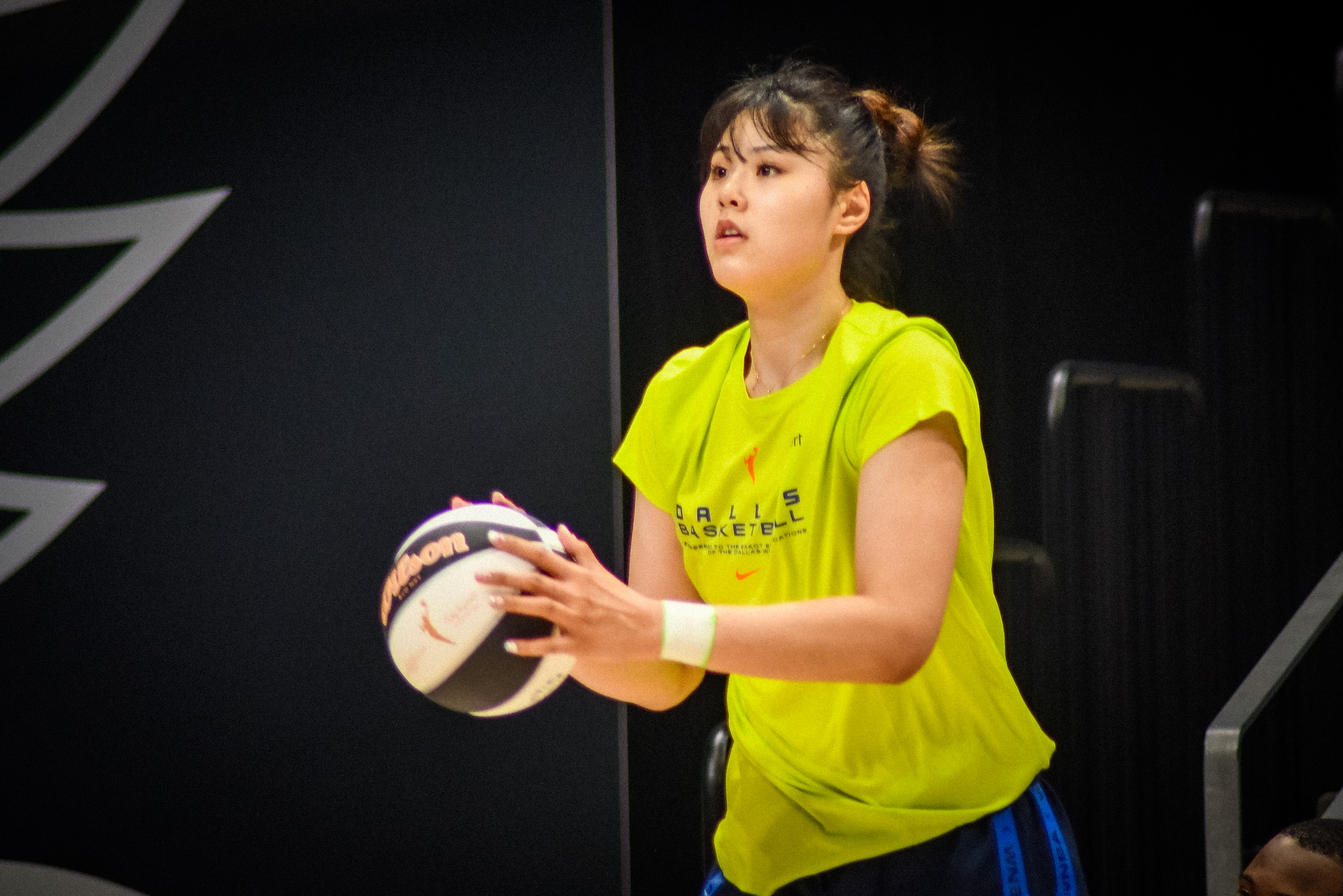 Li Yeuru, Dallas Wings, WNBA