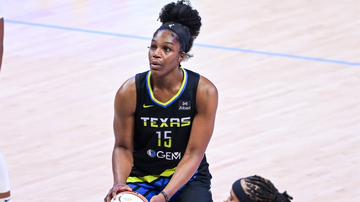 Teaira McCowan, Dallas Wings, WNBA