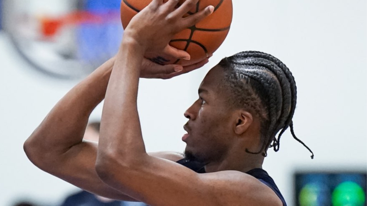 Miles Kelly, Dallas Mavericks, NBA