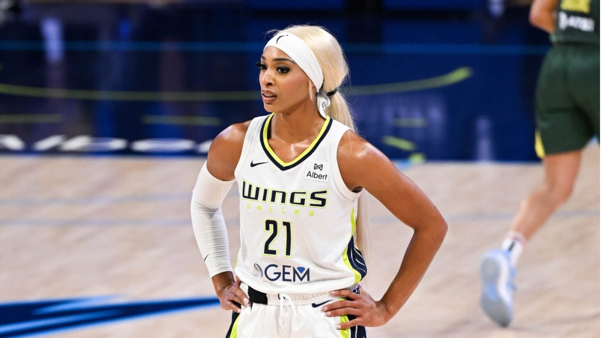 DiJonai Carrington, Dallas Wings, WNBA