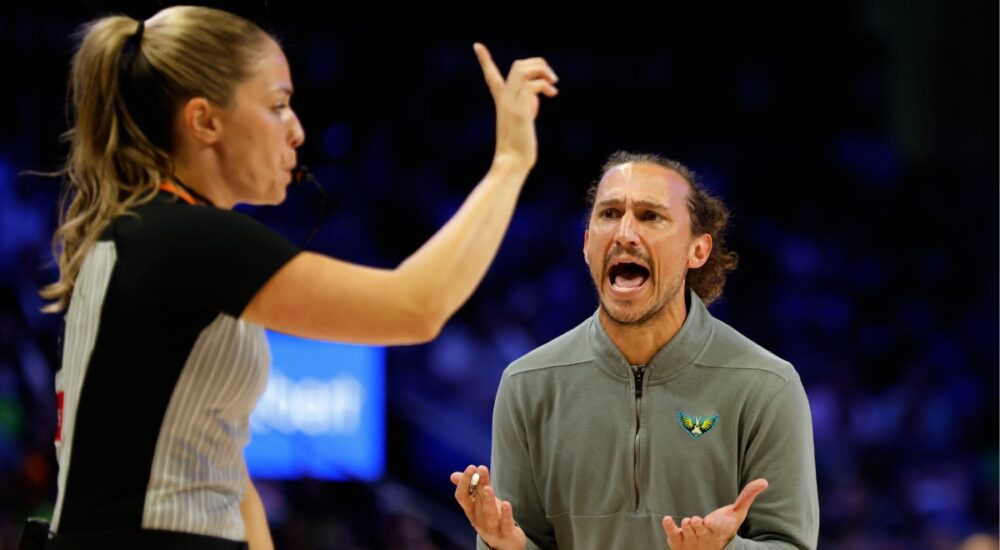 Paige Bueckers, Dallas Wings, WNBA, Chris Koclanes