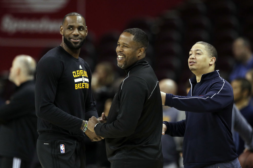 Los Angeles Lakers' LeBron James Was Unaware Damon Jones Shared Info About His Playing Status NBA