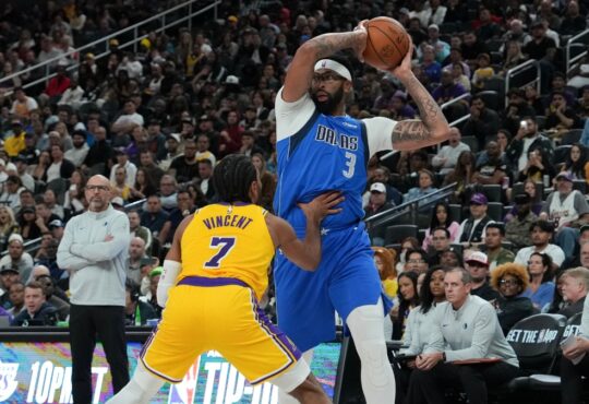 Anthony Davis, Dallas Mavericks, Los Angeles Lakers, NBA