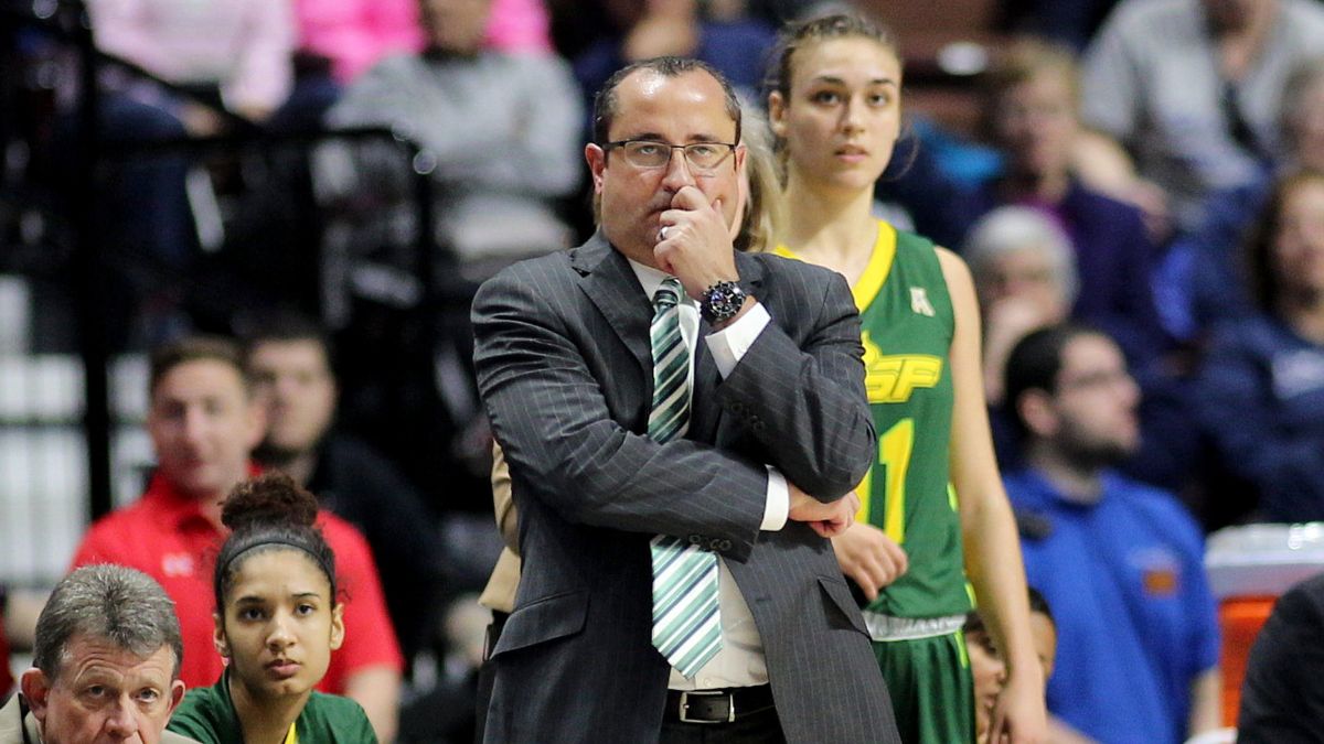 Jose Fernandez, USF, NCAAW, Women's College Basketball