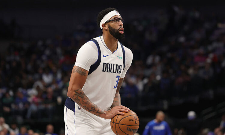 Blockbuster NBA Trade Idea Sends Anthony Davis From Dallas Mavericks To Chicago Bulls