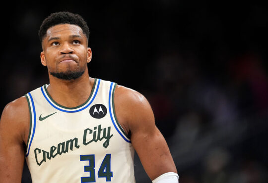 NBA New York Knicks, San Antonio Spurs Will Aggressively Pursue Giannis Antetokounmpo Trade With Milwaukee Bucks