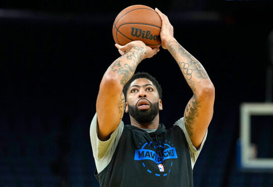 Anthony Davis, Dallas Mavericks, NBA, Atlanta Hawks, Golden State Warriors