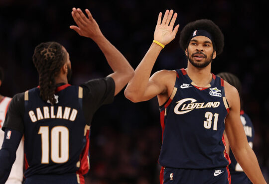 NBA Trade Idea Sends Darius Garland, Jarrett Allen To Bucks, Jonathan Kuminga To Cavaliers, Myles Turner To Warriors