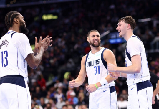 NBA: Cooper Flagg reacts with teammates Naji Marshall and Klay Thompson during the fourth quarter at Intuit Dome against the Los Angeles Clippers
