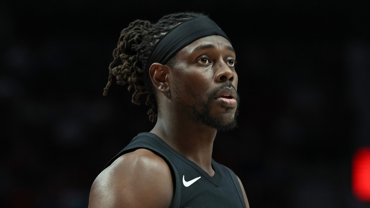 NBA: Jrue Holiday looks on for the Portland Trail Blazers against the New York Knicks at Moda Center