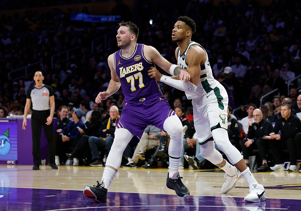 Lakers Will Make 'Hard Push' To Acquire Milwaukee Bucks' Giannis Antetokounmpo In Offseason NBA