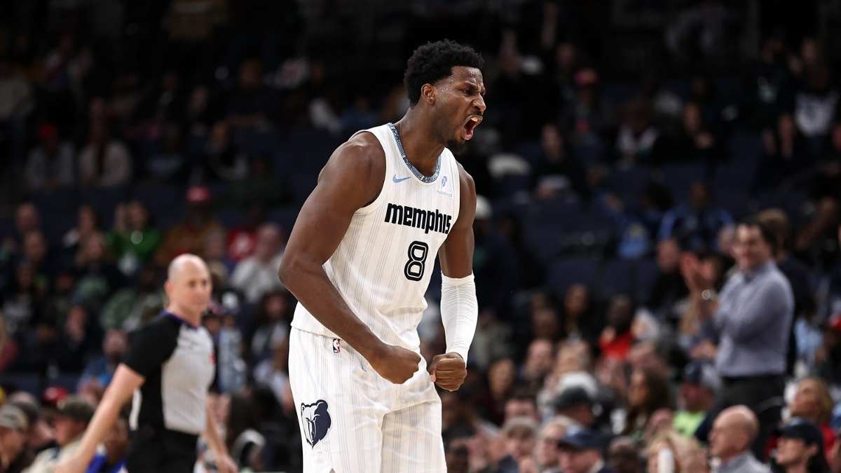 NBA: Jaren Jackson Jr. reacts during the second half at FedExForum against the Minnesota Timberwolves