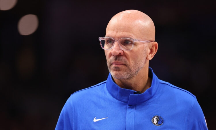 NBA: Jason Kidd looks on from the sideline during the Dallas Mavericks’ game against the Golden State Warriors at American Airlines Center