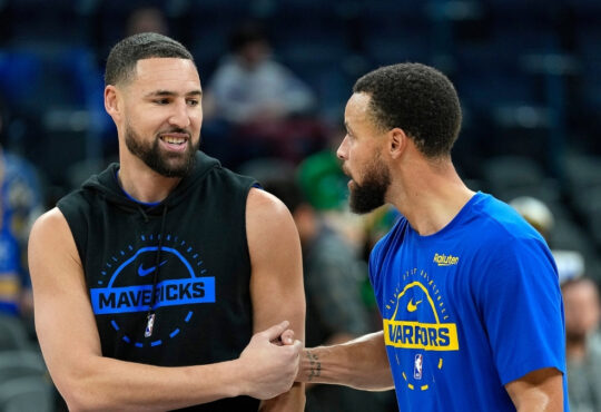 NBA: Klay Thompson of the Dallas Mavericks shakes hands with Stephen Curry of the Golden State Warriors at Chase Center before a game in San Francisco.