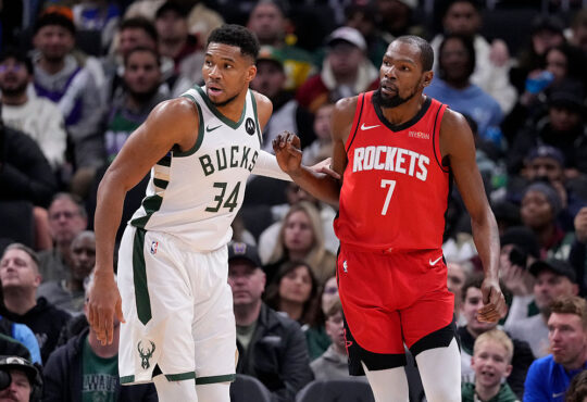 Milwaukee Bucks forward Giannis Antetokounmpo and Houston Rockets forward Kevin Durant