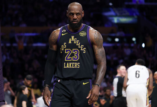 Sources: LeBron James Widely Expected To Leave Los Angeles Lakers For Cleveland Cavaliers If He Doesn't Retire From NBA This Offseason