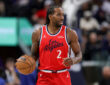 Kawhi Leonard playing for the Los Angeles Clippers during an NBA game amid trade proposal speculation