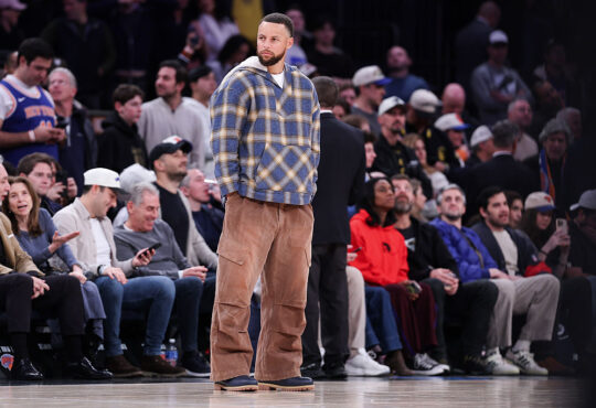 Golden State Warriors guard Stephen Curry