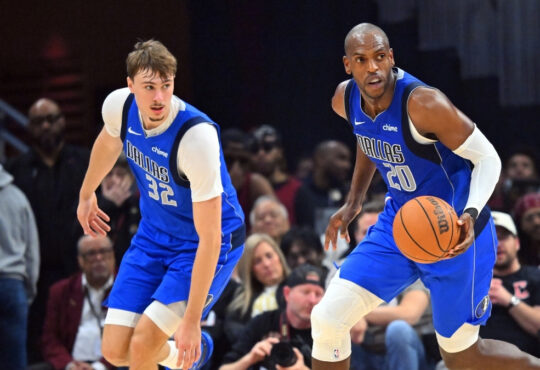 Khris Middleton brings the ball up the court during the Mavericks’ game against the Cavaliers on March 15, 2026.