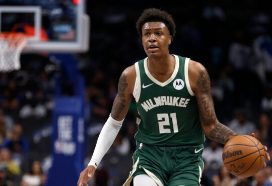 NBA: Tyler Smith handles the ball for the Milwaukee Bucks during a preseason game against the Dallas Mavericks at American Airlines Center.