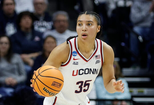 UConn Huskies guard Azzi Fudd handles the ball on a fast break during a second-round NCAA Tournament game against Syracuse at Gampel Pavilion.