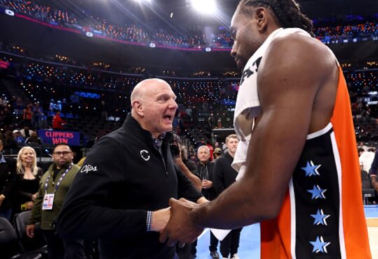 Owner Steve Ballmer of the LA Clippers congratulates Kawhi Leonard #2 after his 55-point performance against the Detroit Pistons at Intuit Dome.