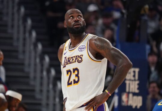 Los Angeles Lakers forward LeBron James waits for play to resume against the Golden State Warriors in the second quarter at Chase Center.